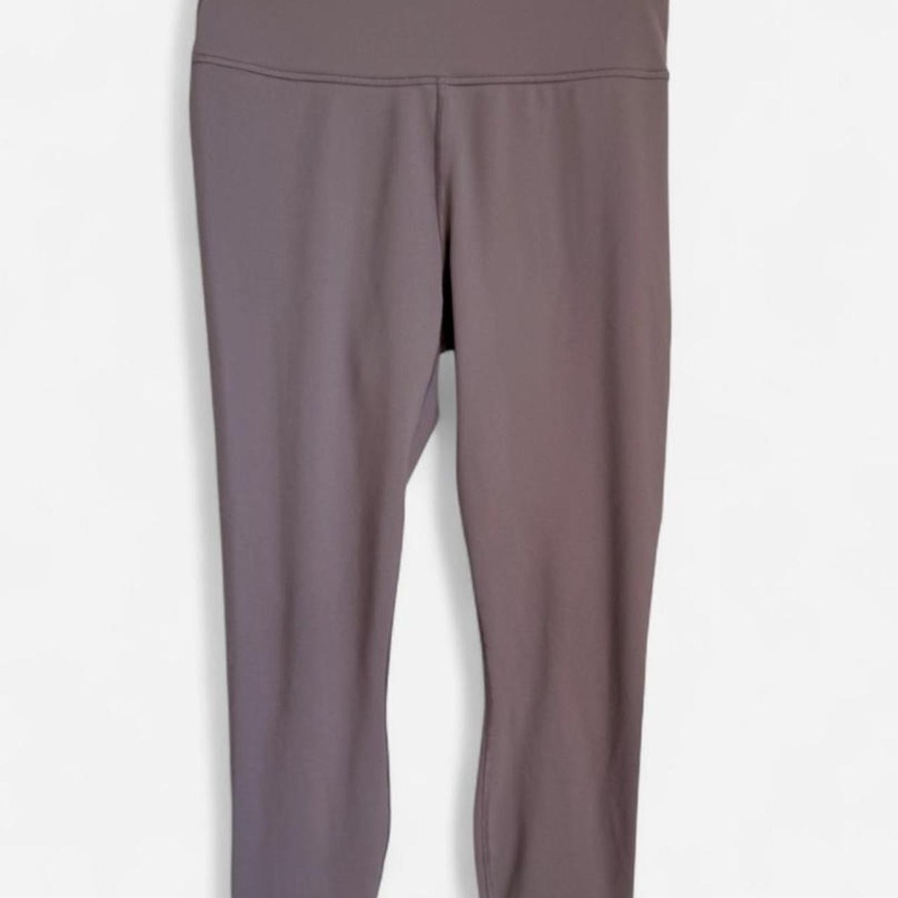 Fabletics Gray High Waisted Activewear Pocket Leggings